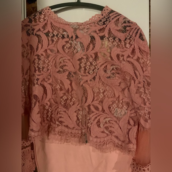 Brand new with lace set. Pencil skirt snd long sleeves lace top /shirt. - Picture 4 of 6